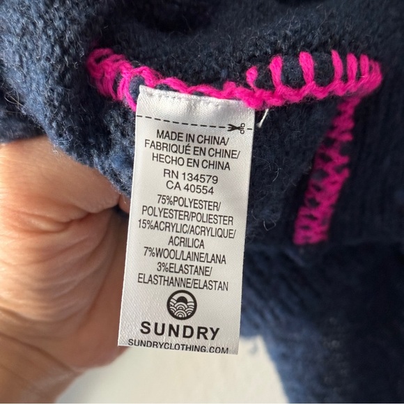 Sundry you had me at bonjour v neck sweater size 2 Medium - Picture 8 of 9